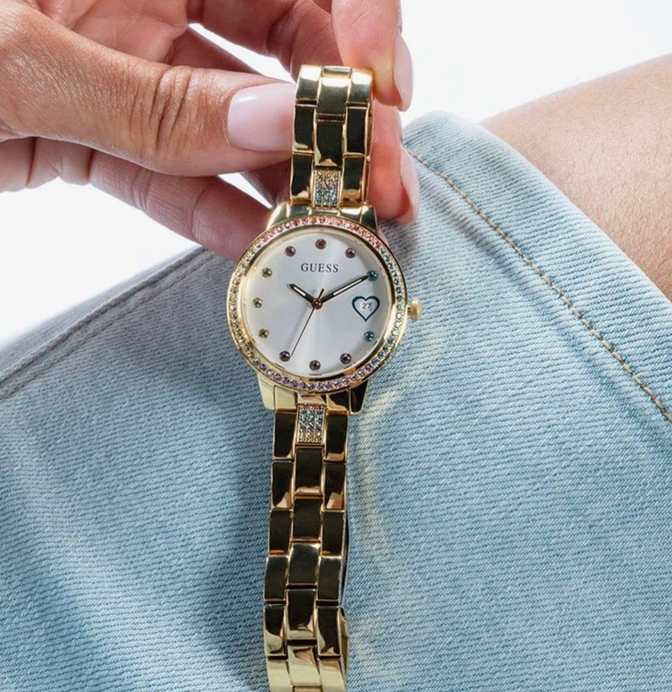 Guess Womens Three of Hearts Watch Gold GW0657L2