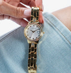 Guess Womens Three of Hearts Watch Gold GW0657L2