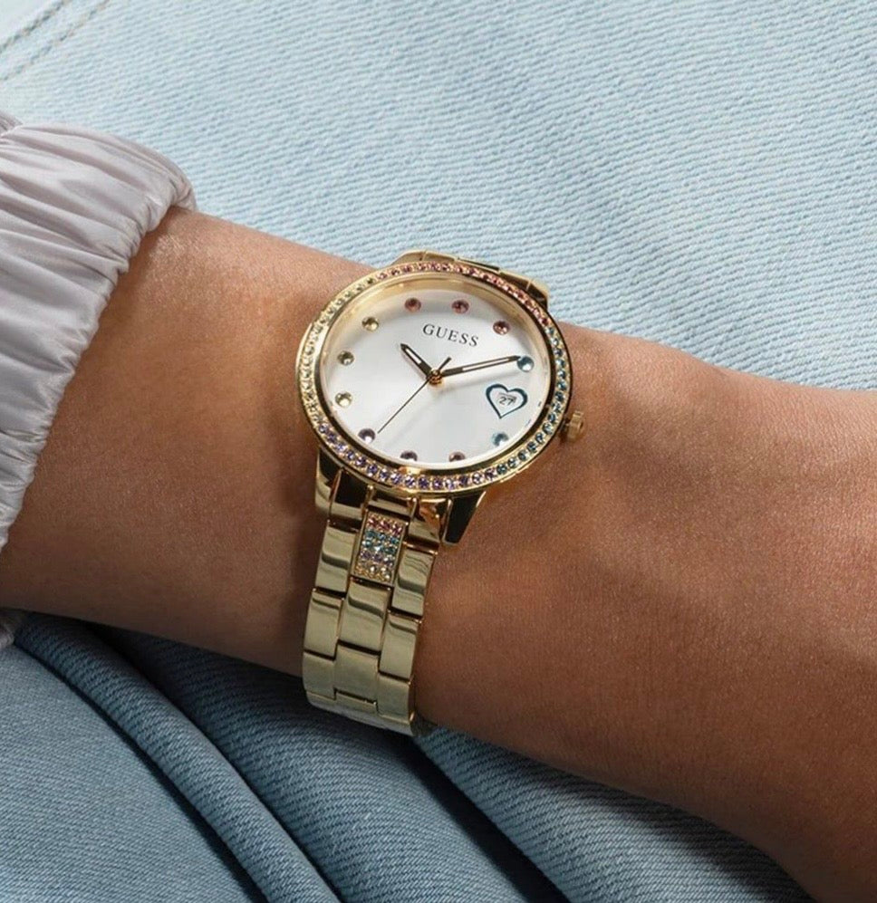 Guess Womens Three of Hearts Watch Gold GW0657L2