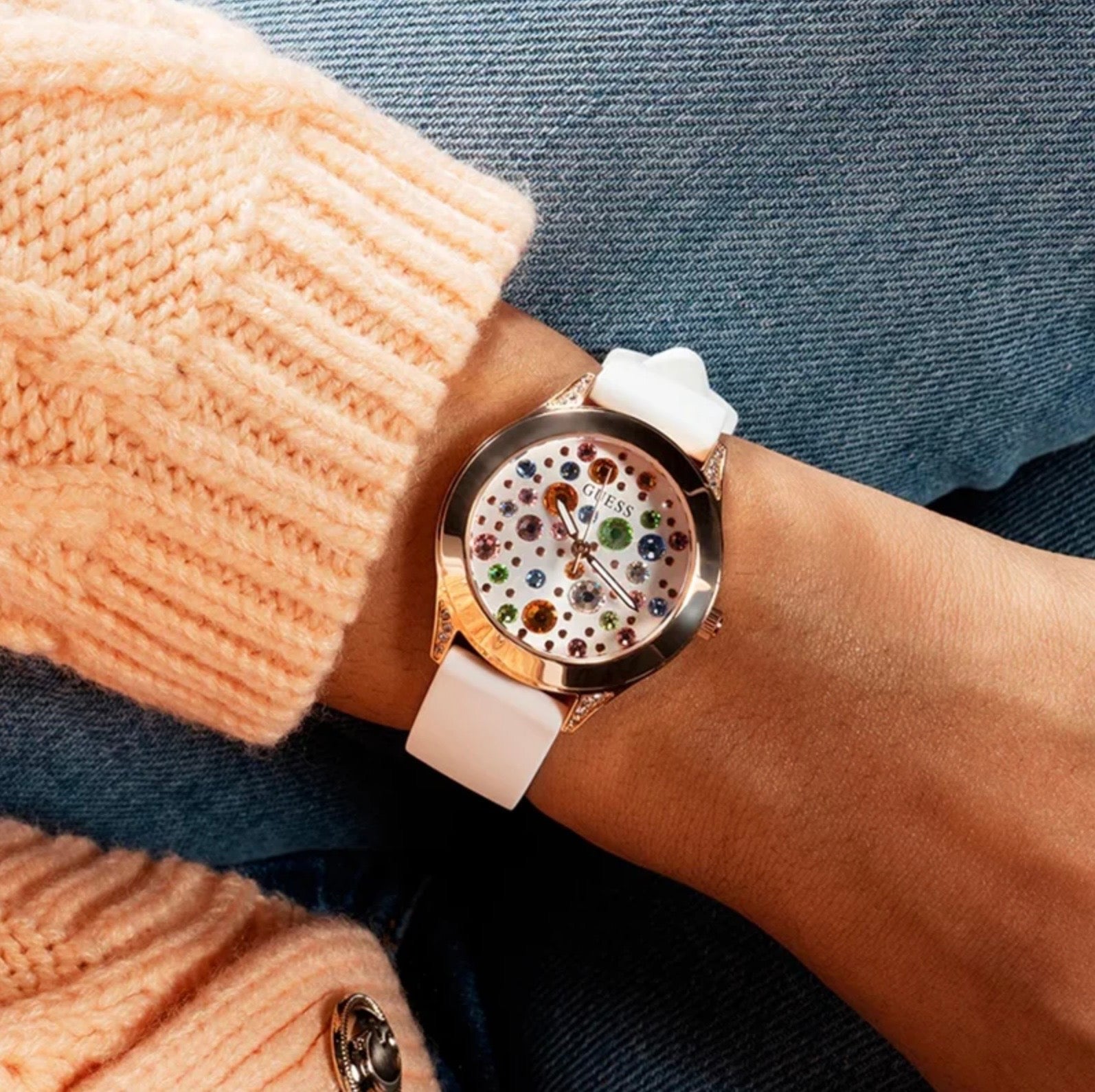 Guess Womens Mini Wonderlust Watch Rose Gold GW0678L4