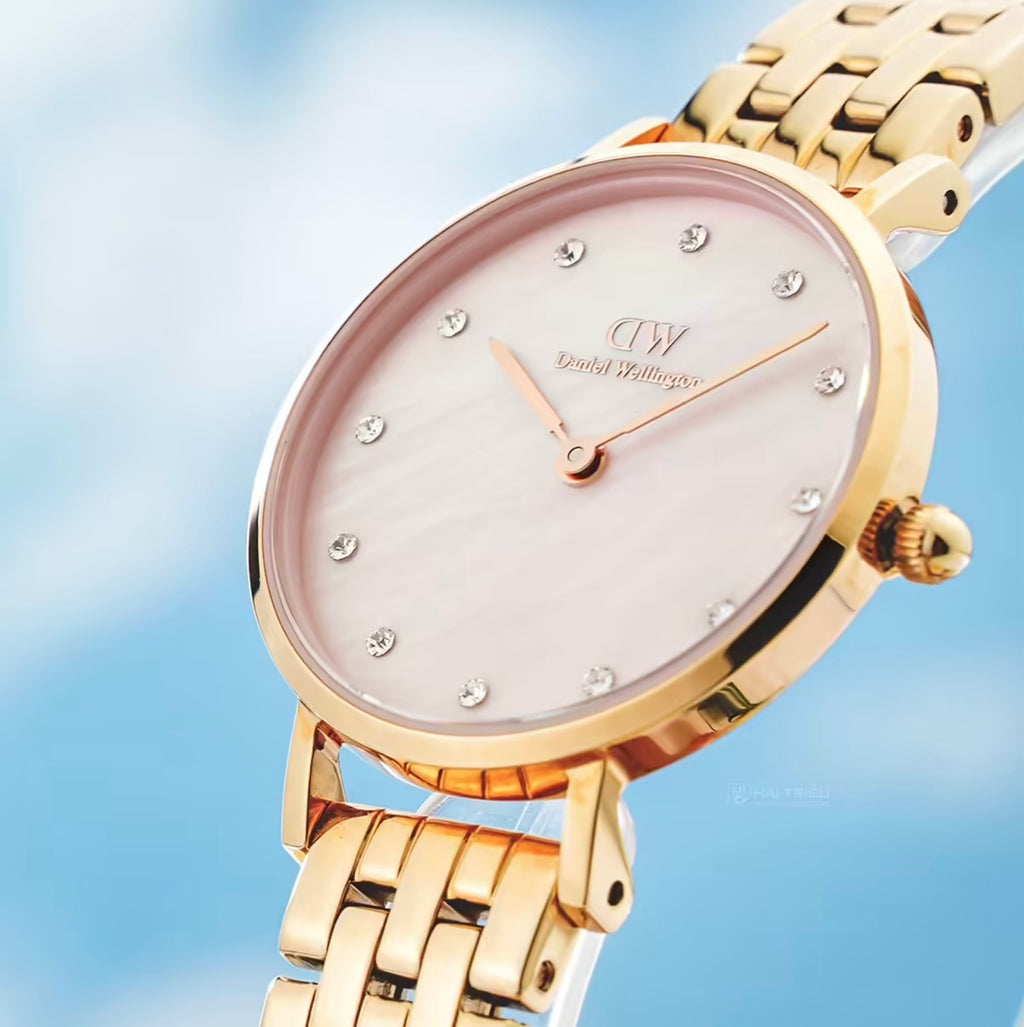 Daniel Wellington Womens Petite Lumine Melrose Watch Rose Gold DW00100617