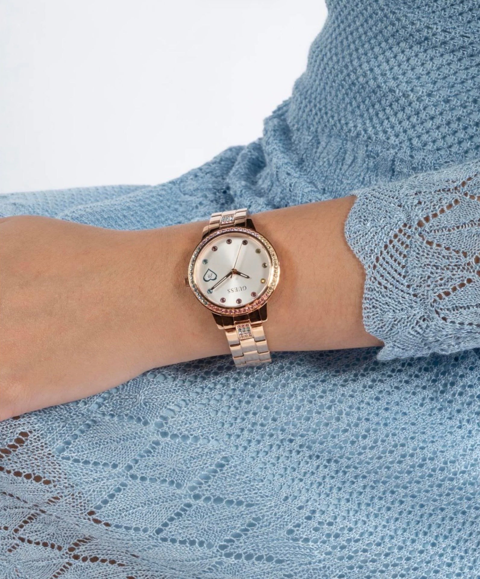 Guess Womens Three of Hearts Watch Rose Gold GW0657L3